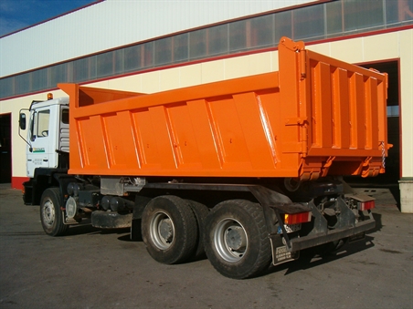 Cajas Dumpers adaptadas a polibrazos.